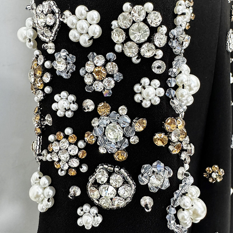 Elegant Long Sleeves Beaded Dress With Round Neck - Image 4