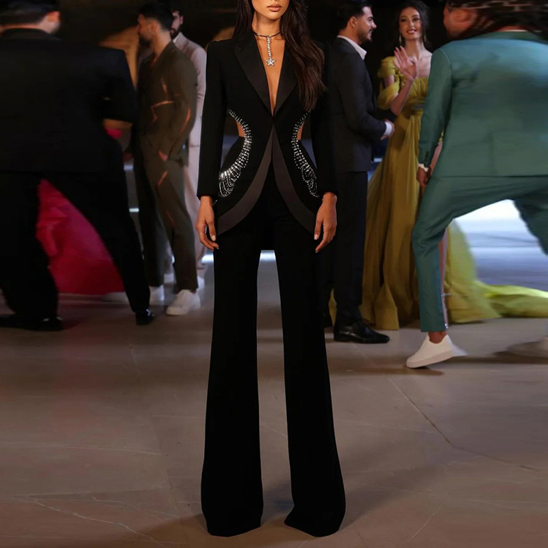 Trendy Hollow Out Rhinestone Blazer Suit Set - Image 2