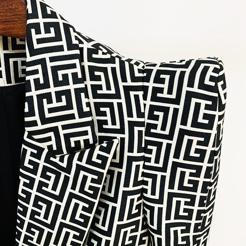 Stylish Geometric Pattern Blazer With Single Button Closure - Image 3