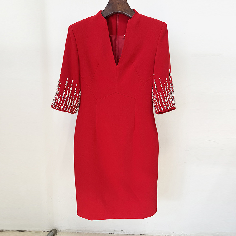 V-Neck Knee-Length Dress With Beaded Details For Parties - Image 3