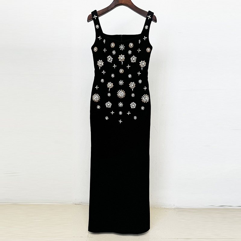 Elegant Black Long Maxi Dress With Beaded Embellishments - Image 2