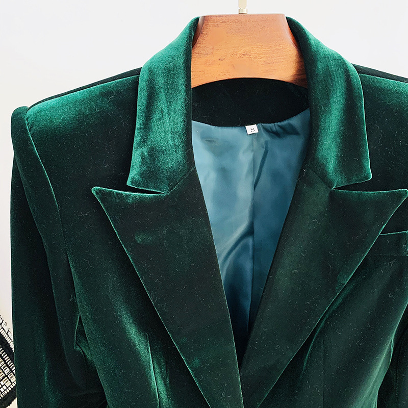Elegant Velvet Suit Jacket And Fitted Flare Pants Set - Image 3