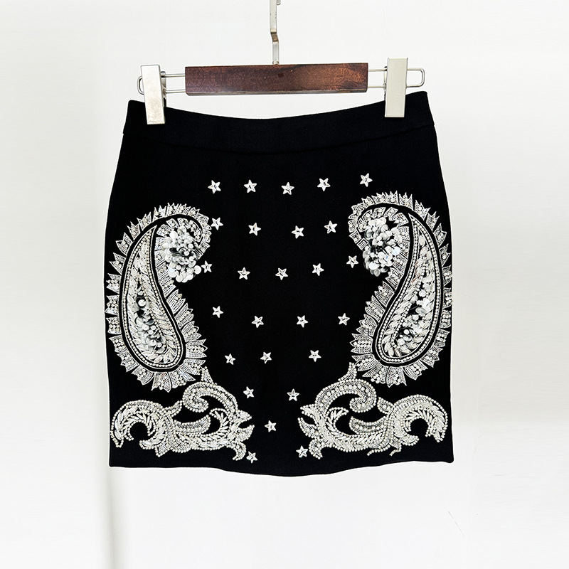 Fashionable Beaded Cami Top And Mini Skirt Set - Image 3